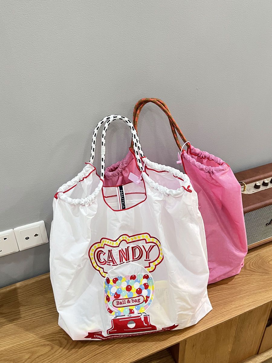Japanese Embroidered Eco-Friendly Portable Shopping Bag Handbag Oxford Bag ball chain Embroidered Nylon Handbag