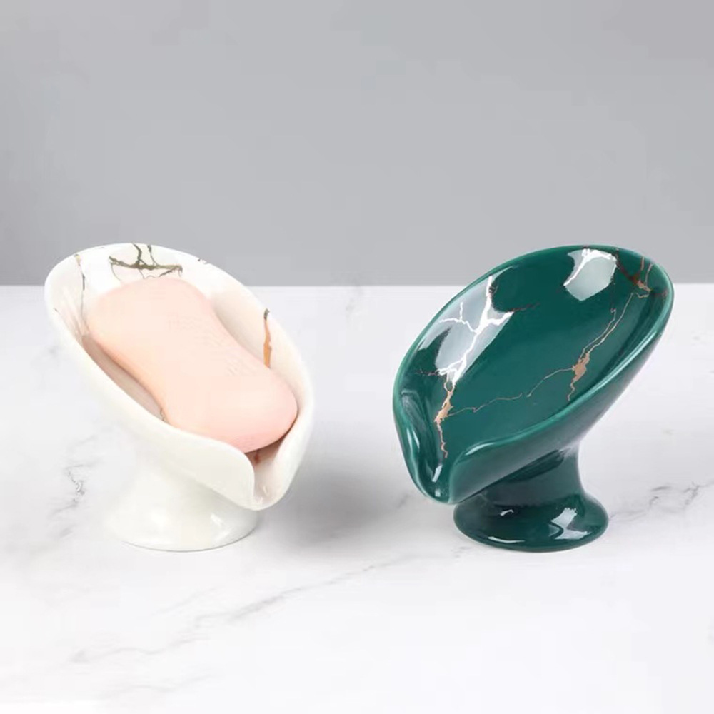 Creative cross-border new ceramic leaf soap box hotel bathroom toilet soap bracket soap leaf tray