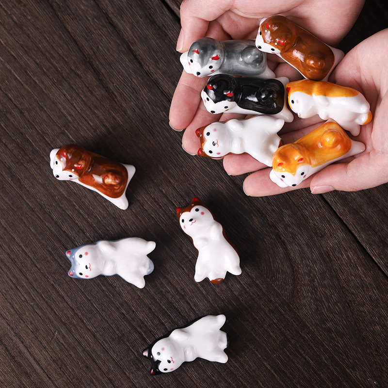 Cute cartoon puppy ceramic small ornaments dining table chopsticks holder public chopsticks holder Shiba Inu small holder crafts for chopsticks