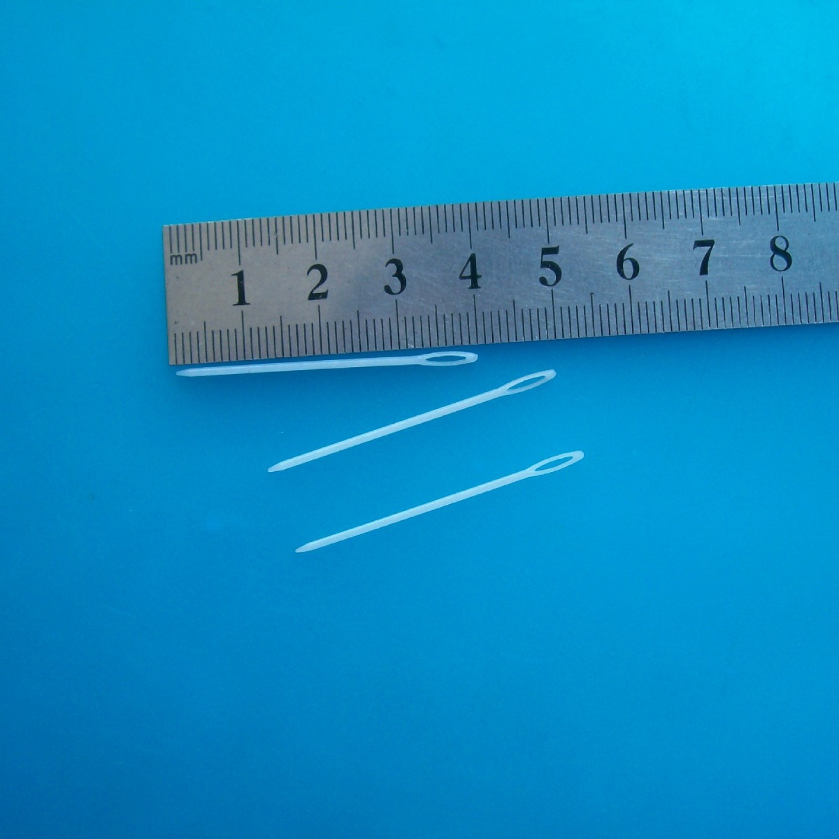 Fine plastic needle BN4.0, plastic embroidery needle, plastic beaded needle (factory pin)