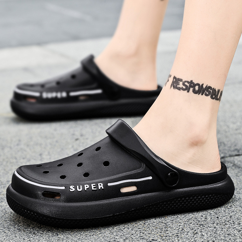 Beach Hole Shoes Men's New Non-slip Outer Wear Summer Sandals Explosive Fashionable Fashionable Thick Sole Slippers