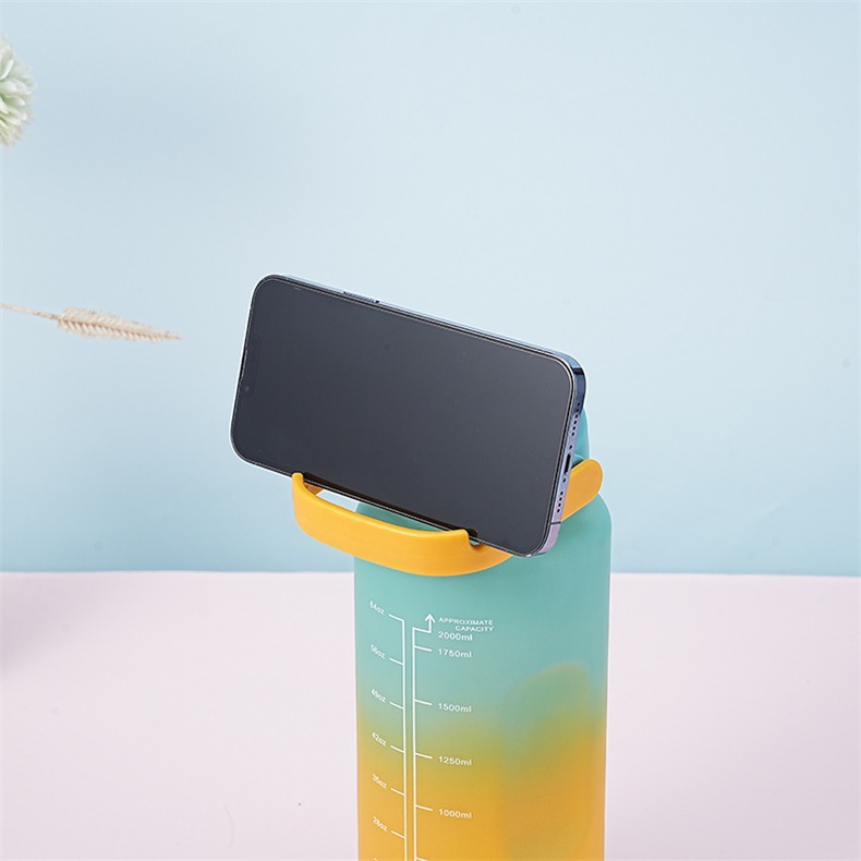 Strict selection of large capacity gradient color plastic cup three piece set portable sports kettle handle outdoor straw cup suit
