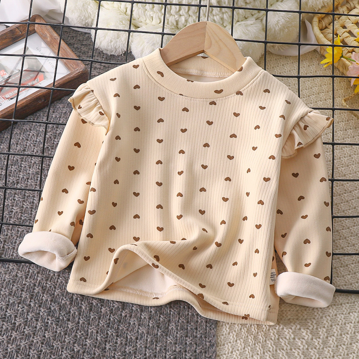 Girls' autumn and winter floral bottoming shirt girls' flying sleeve autumn T-shirt little girl's all-match internet celebrity flying sleeve bottoming shirt