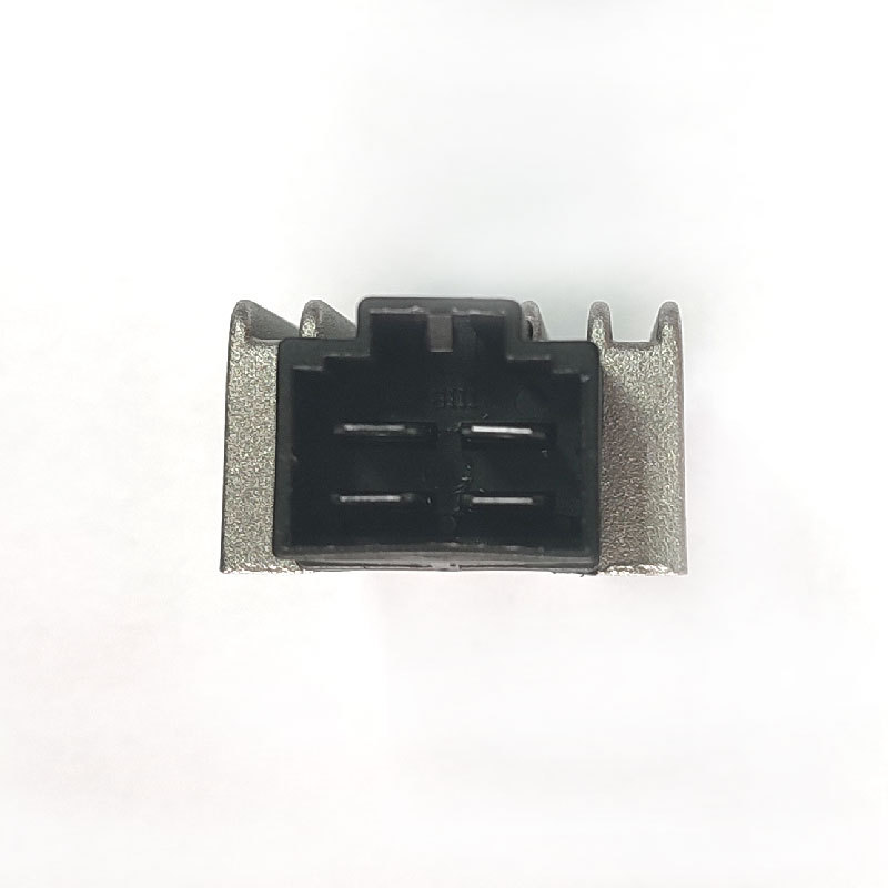 Motorcycle half wave voltage regulator for GY6 50cc 125cc 150cc 4 Pin 12V voltage regulator