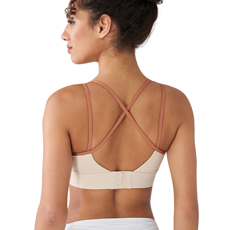 Sports underwear women's thin shoulder strap contrast color vest fixed integrated cup quick-drying fitness clothes running yoga beauty back bra