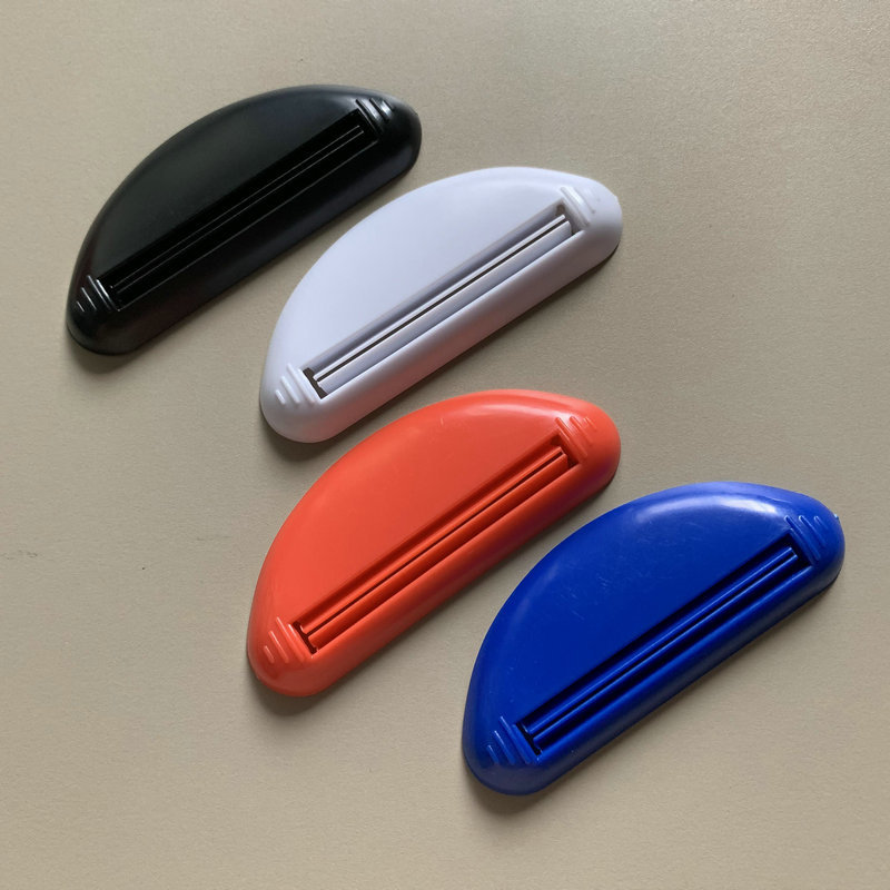 In stock supply Plastic toothpaste mate mouth-type toothpaste squeezer Plastic toothpaste squeezer toothpaste squeezer