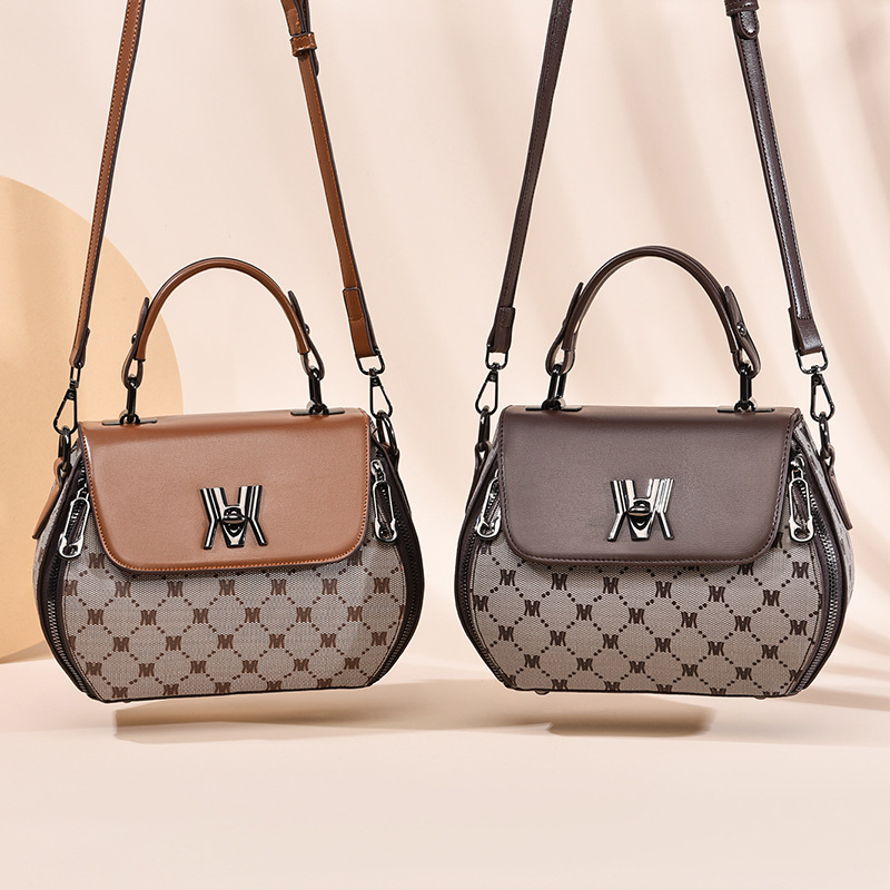 This year's popular apple-shaped women's handbag Korean-style fashion large-capacity shoulder bag casual versatile diagonal women's bag