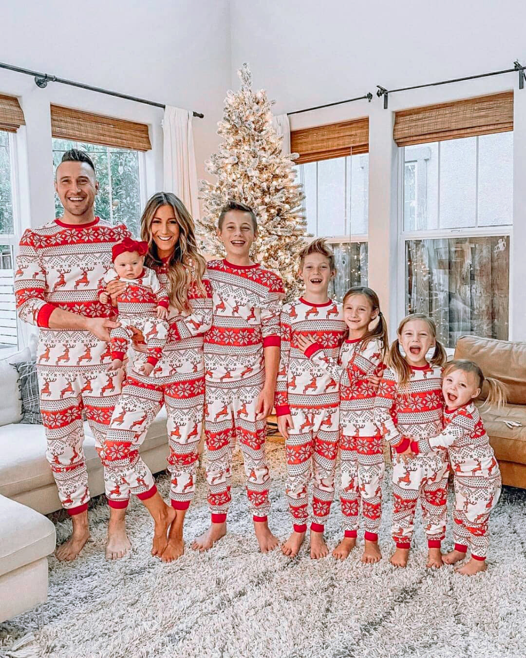 Europe and the United States cross-border new Amazon AliExpress hot Christmas red and white contrast color parent-child casual home clothes