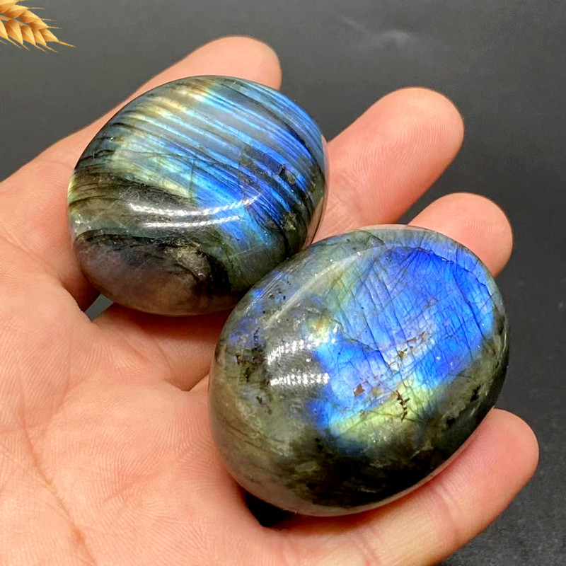 Natural Moonlight Stone Original Stone Ornaments Specimen Handle Piece Fish Jar Stone Crystal Naked Stone Cross-border Direct Sale Flash Stone