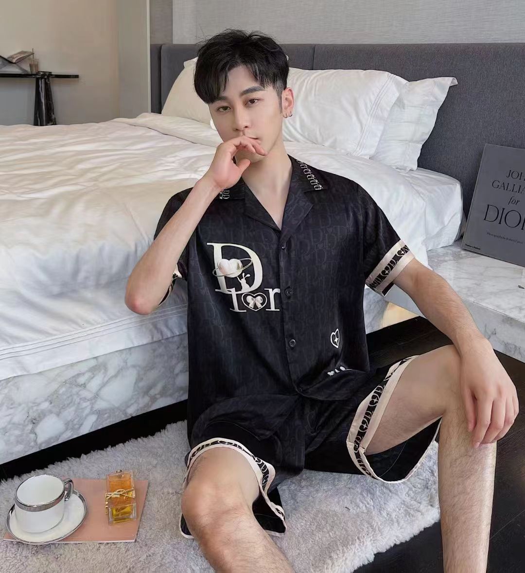 Couple Pajamas Internet Popular Summer Ice Silk Short-sleeved Shorts Suit Men's and Women's High-end Spring and Summer Thin Home Clothes