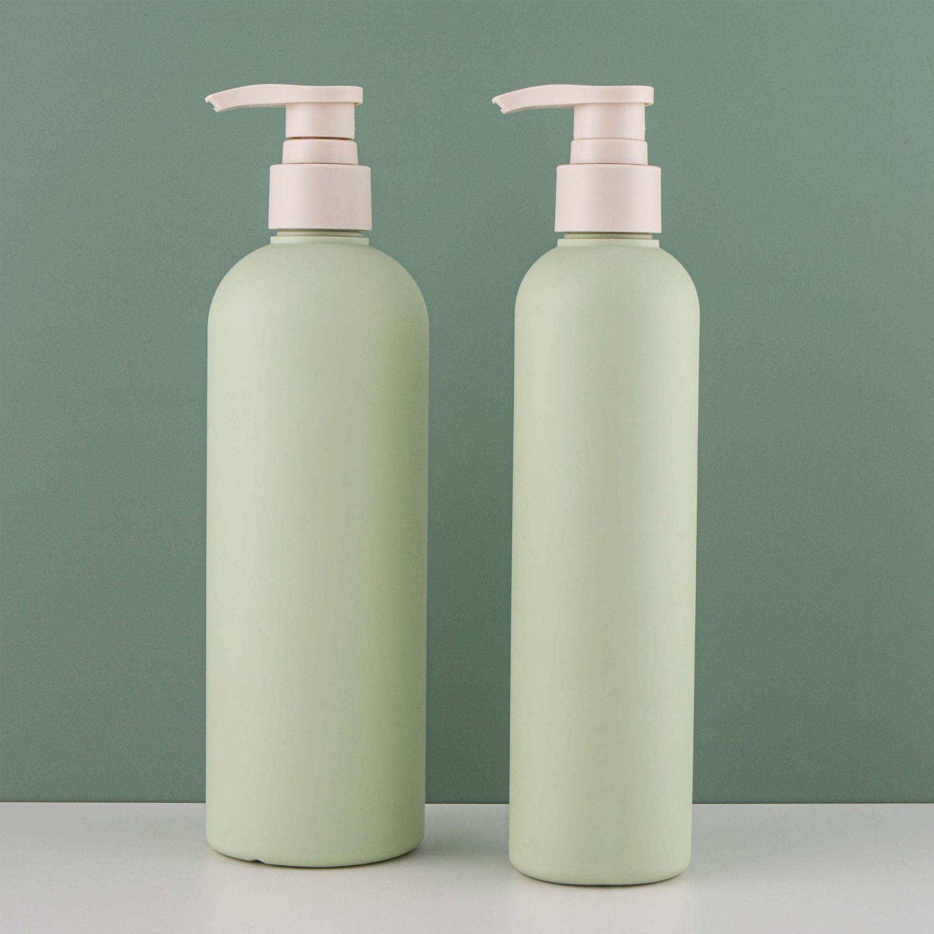 In Stock 200 ml300ml500ml green round shoulder body lotion bottle packing press shampoo bath