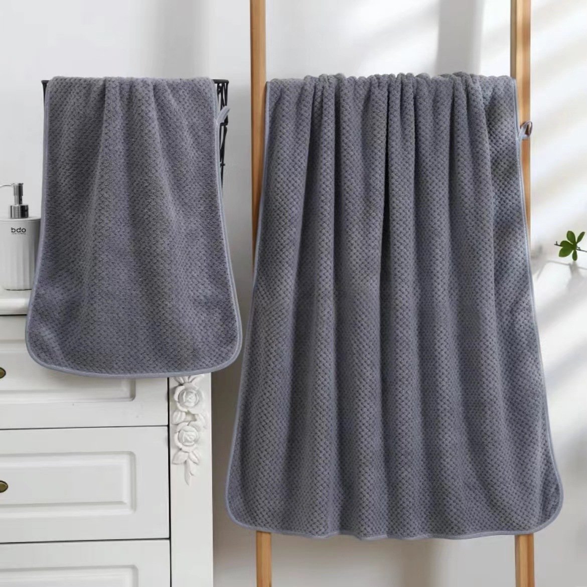 Soft pineapple Plaid coral velvet towel bath towel edging fashion soft skin-friendly home face towel plush