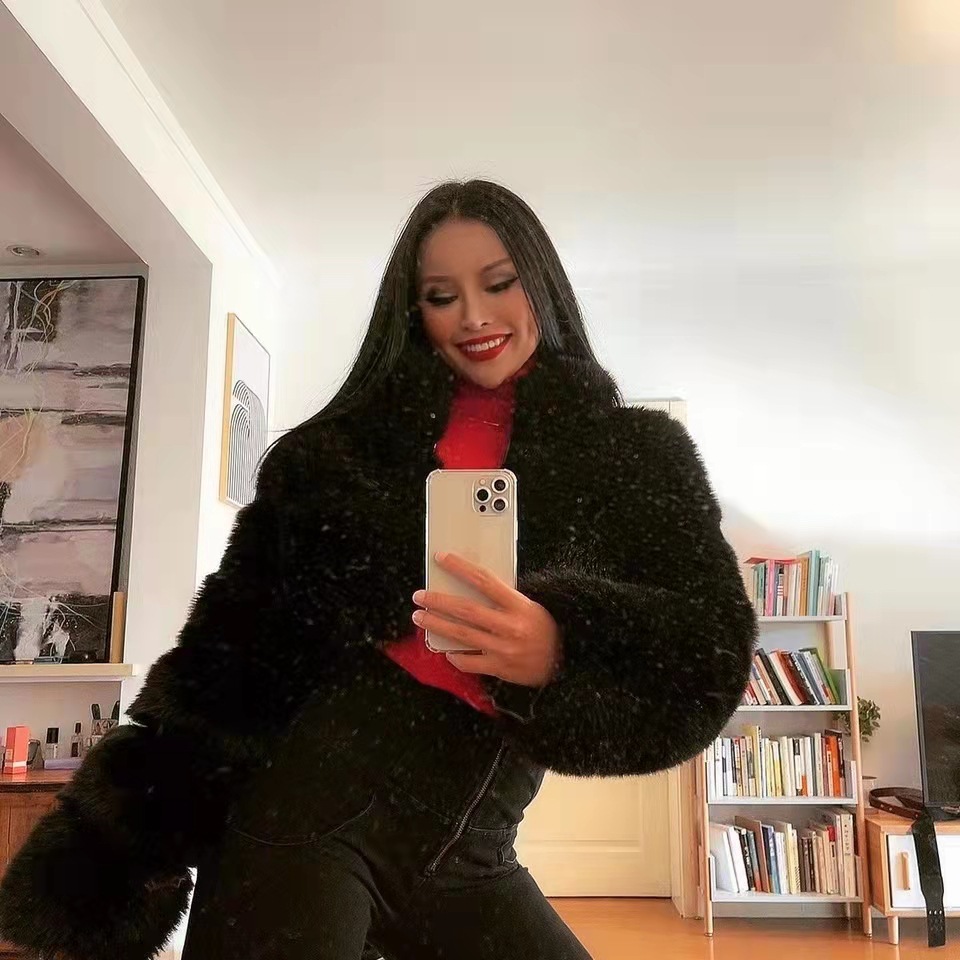 Cross-border European and American fur coat short hooded imitation fur coat imitation fox fur long sleeve stitching women's coat spot