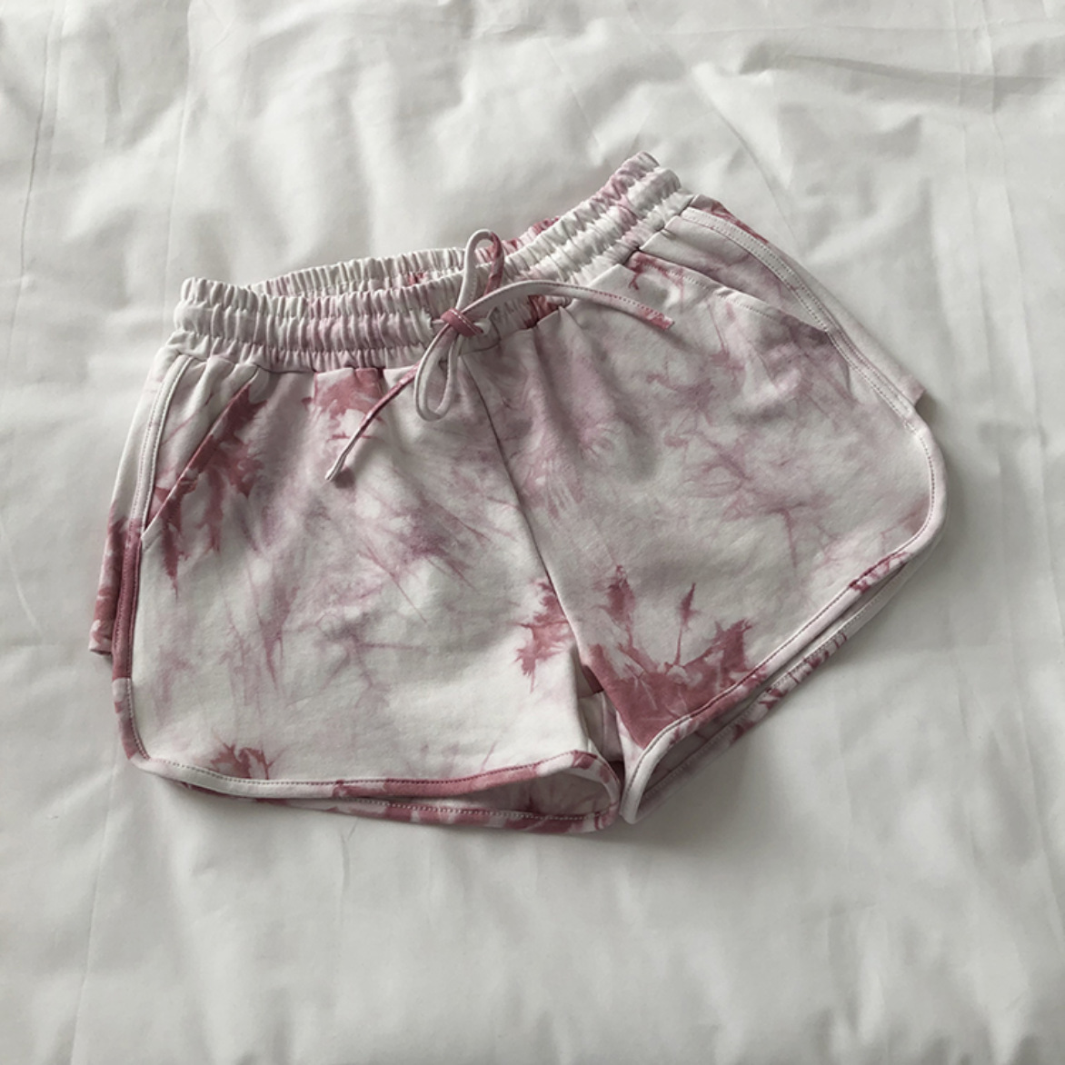 Cross-border tie-dye sports pants women's loose wide-leg casual gradient shorts running hot pants Thailand beach pants