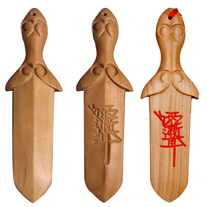 A generation of crape myrtle wood carving peach wood sword baby pendant cinnabar small pendant carry Taoist sword