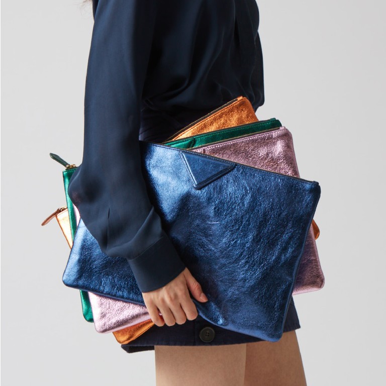 [Cross-border exclusive] Foreign trade 2023 Summer new glitter soft Pu large capacity hand bag file bag envelope bag
