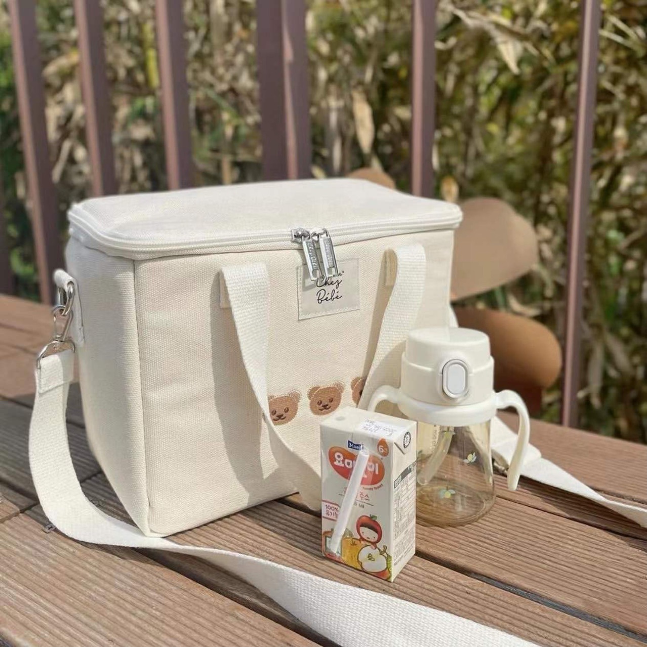ins three bears embroidered large capacity lunch lunch bag camping picnic insulation bag trolley hanging bag portable shoulder bag