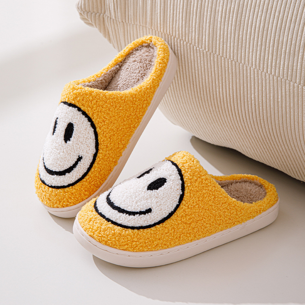 Cross-border popular smiley face cotton slippers men and women couple cotton slippers home indoor cute thick bottom cartoon non-slip slippers