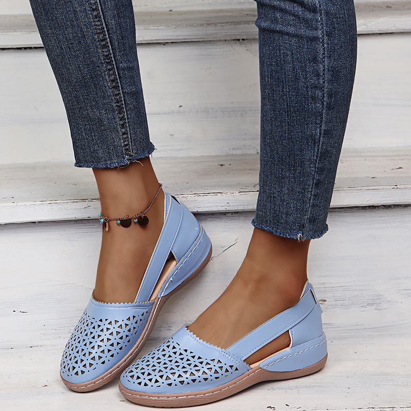 wish Foreign Trade New Hole Shoes 2023 Summer European and American Women's Shoes Round Toe Wedge Cross-border Large Size Flat Women's Sandals