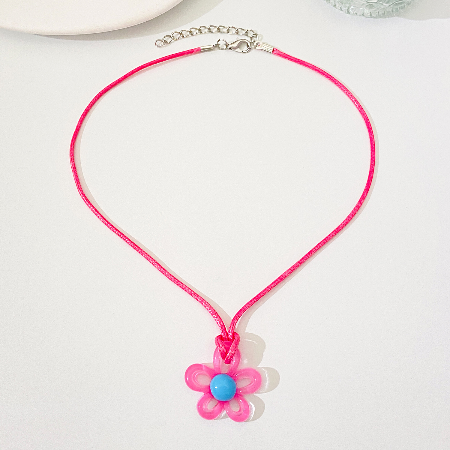 Europe and the United States cross-border personality ins style color flower necklace fashion creative small fresh all-match sweet small flower necklace