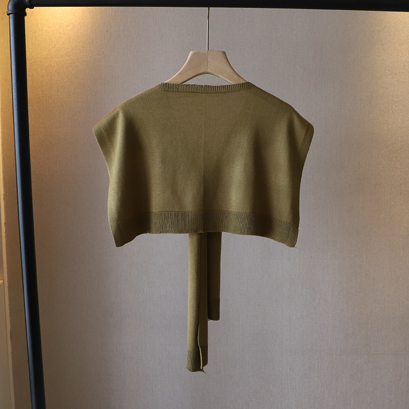 [Bizheng] 2023 Frühherbst neue Damenbekleidung im koreanischen Stil, modischer, allgleiches, einfarbiger Strickschal im westlichen Stil, Schulter 8856_voghion.com