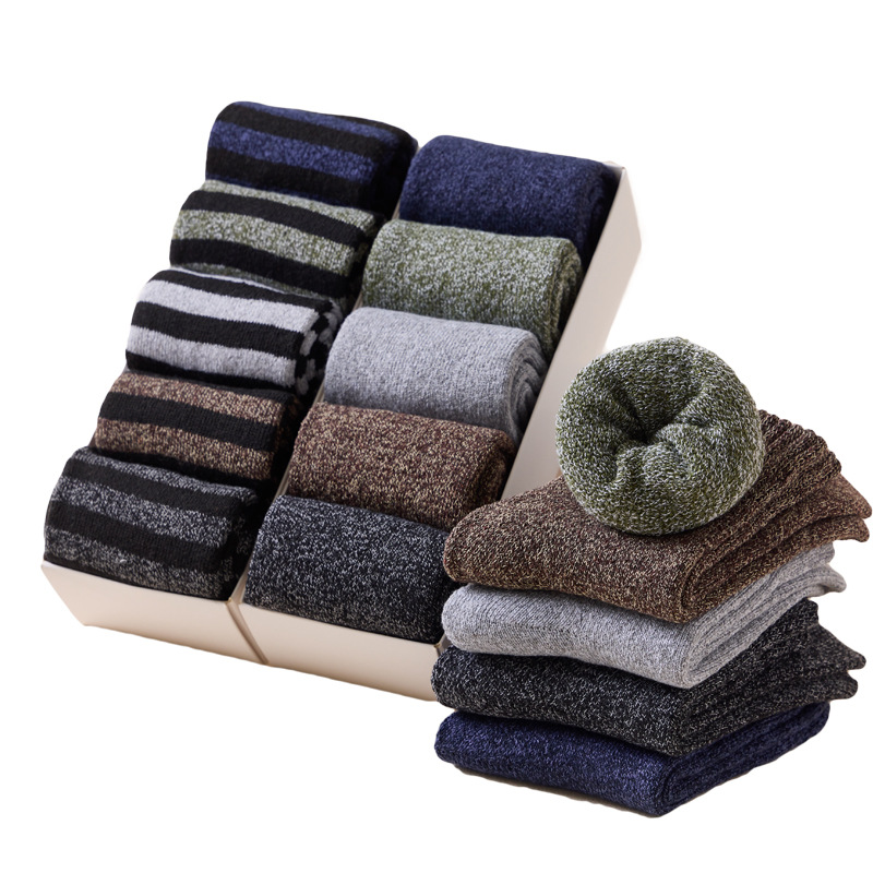 Socks men's winter fleece-lined thickened warm terry socks men's mid-tube floor socks parallel towel socks winter wholesale