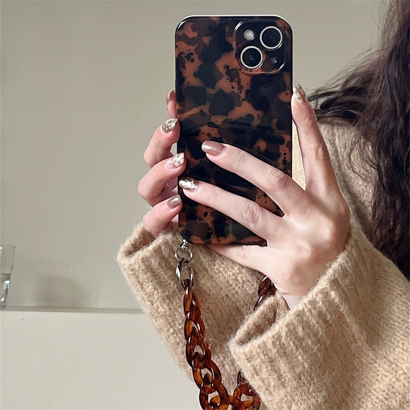 Retro Amber Leopard Print Pendant Chain Compatible with iPhone 15 Pro Max Apple 14 Phone Case 13 Simple 11 Women 12 Soft