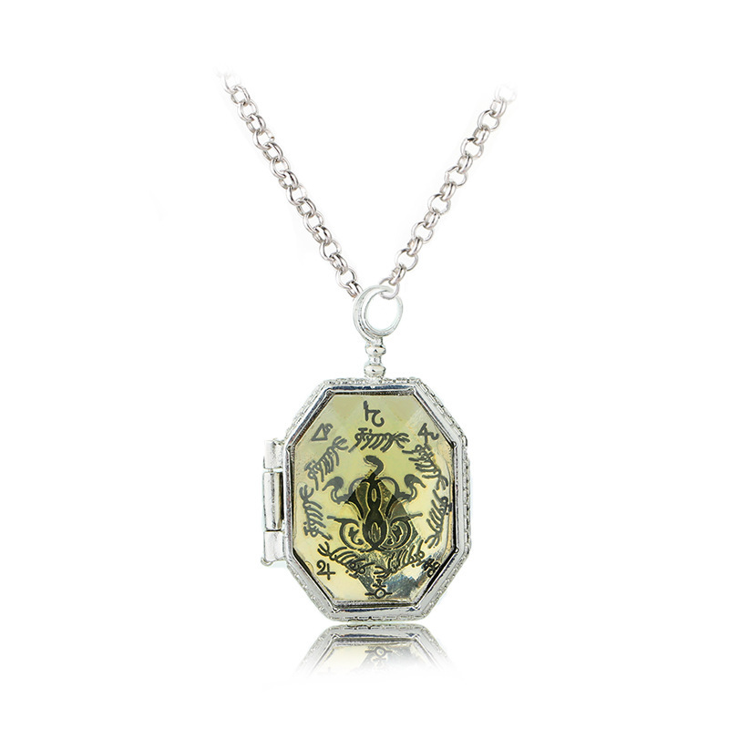 Explosions on the new European and American trend items Harry Potter Horcrux Necklace Wholesale European and American Jewelry Wholesale