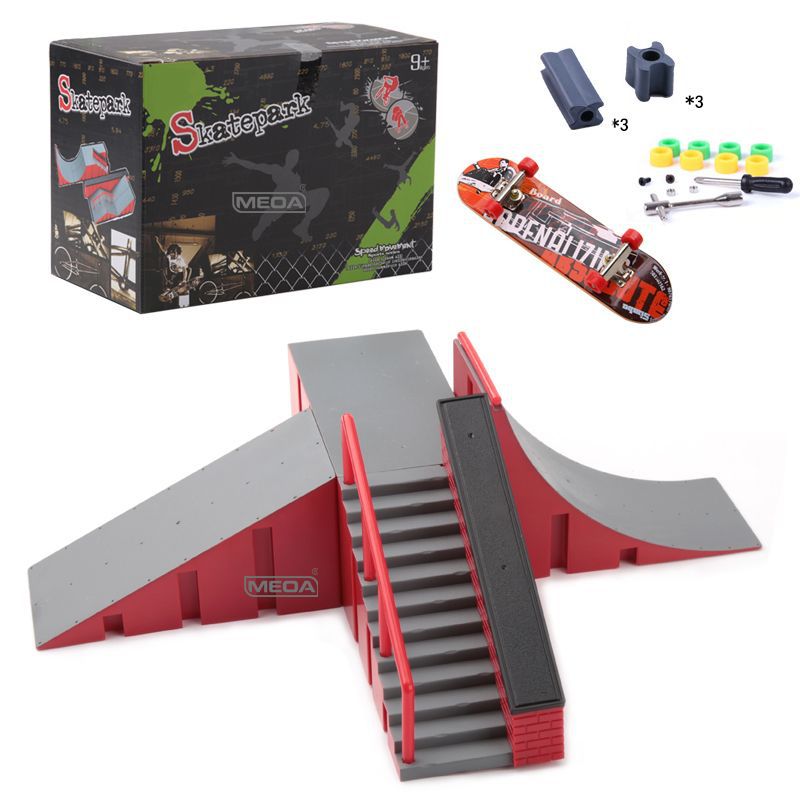 Finger double-tilt skateboard table venue combination 4in1 scene alloy mini props children's toy set cross-border