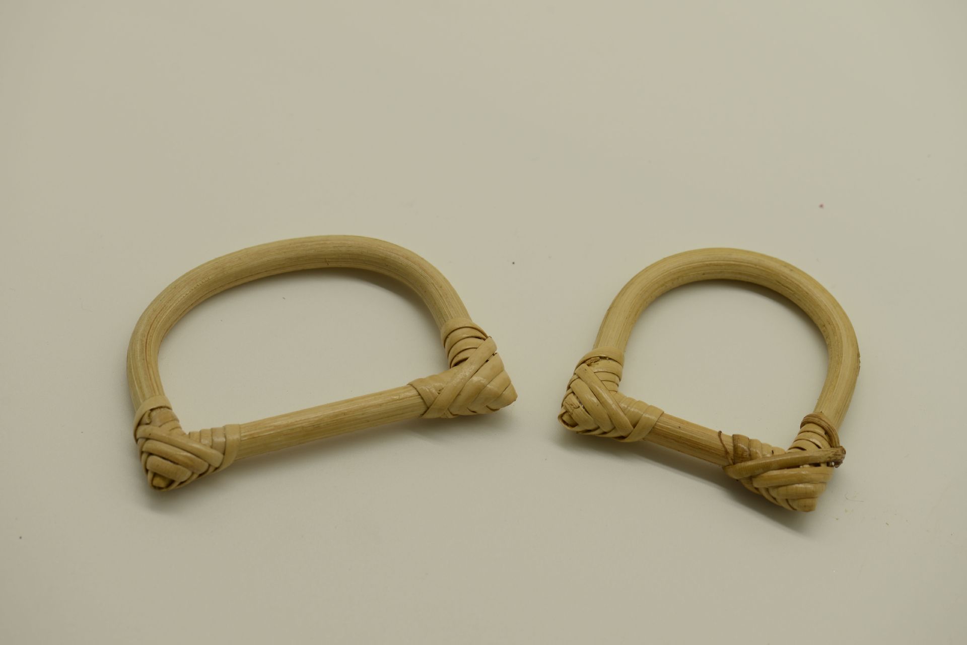 Small and exquisite natural white rattan bamboo hoop crafts for handbag and bag handle decoration