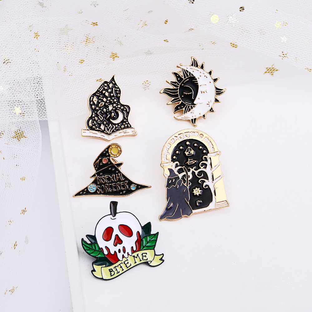 Halloween European and American Black Flame Magic Book Brooch Magic Hat Witchcraft Skull Badge