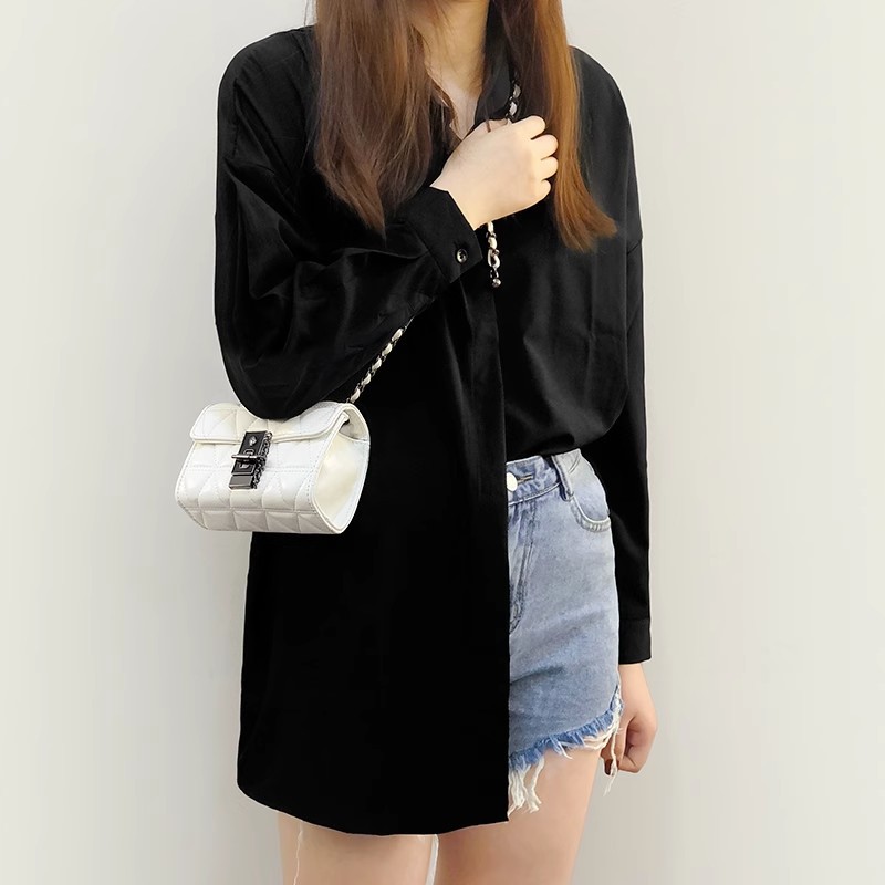 High-end feeling small bag women's summer 2024 new popular small mouth red envelope retro messenger bag mini chain bag