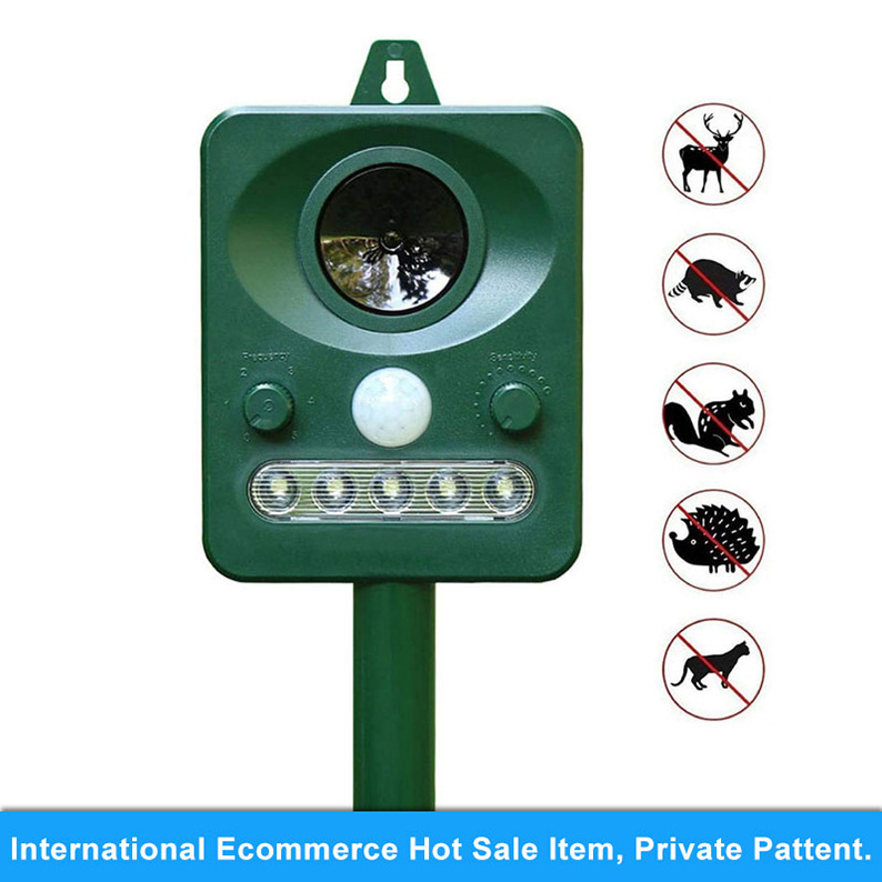 Amazon best-selling solar ultrasonic bird and dog repeller with infrared light flashing rodent repeller animal deterrent