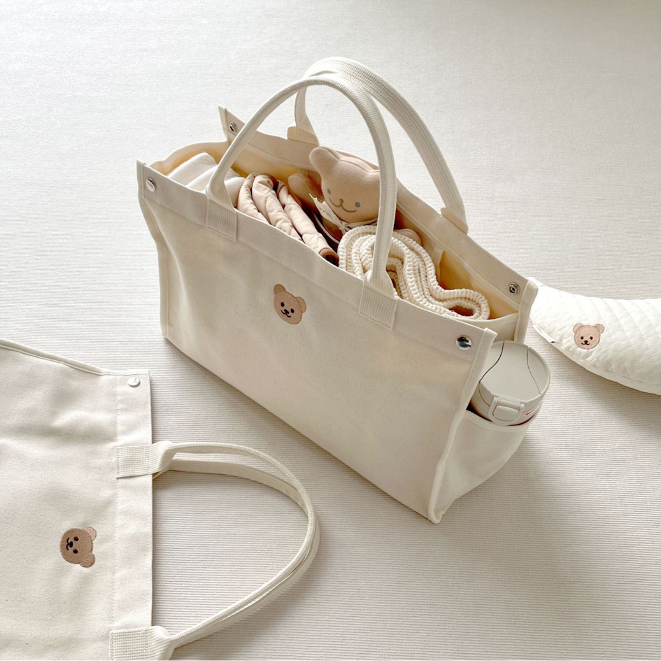 Korean Style ins Mummy Bag Large Capacity Multi-Functional Outgoing Portable Waterproof Embroidered Bear Canvas Bag