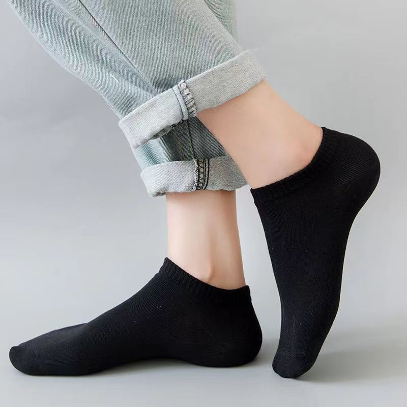 Socks men's short socks sweat-absorbent short tube summer thin low-top shallow invisible Joker black and white gray boat Socks wholesale