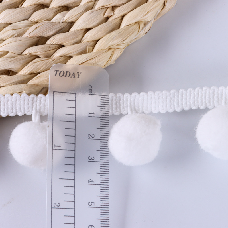Factory wholesale handmade diy jewelry lace ball curtain clothing accessories decorative color triangle edge spot