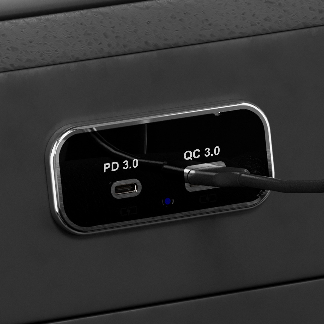 Cross-border new car electric car modified car charger one for two car charger Apple mobile phone charging head Wholesale