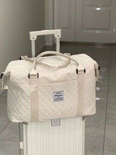 Guangzhou factory 2023 popular travel bag yoga bag embroidery thread rhombus large bag mother and child bag wet and dry separation mother and child bag