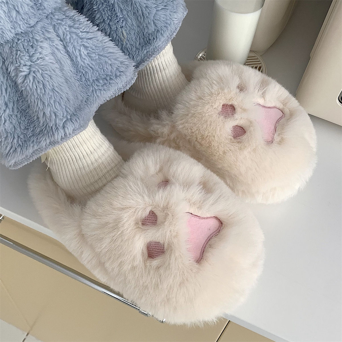 Pantoufles d'hiver en coton à demi-talon pour femme, style coréen, pour étudiante, en forme de cœur, douces et mignonnes, avec griffes de chat_voghion.com