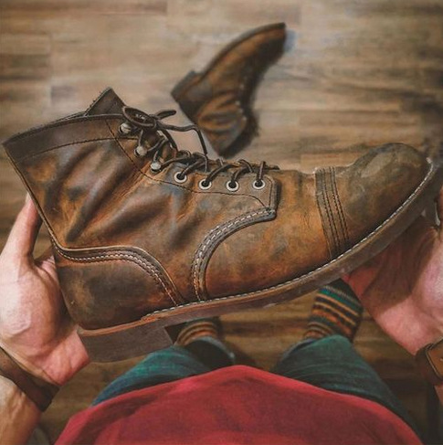2021 Front Lace-up Brown Casual Solid Color Winter Star Wars Thick Heel Round Head Thickened Men's Martin Boots Stand-alone