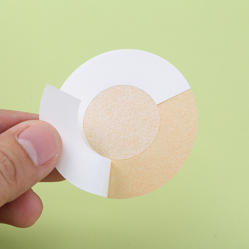 Disposable breast patch chest patch round plum blossom heart-shaped chest patch anti-running anti-bump nipple patch breathable non-trace chest patch