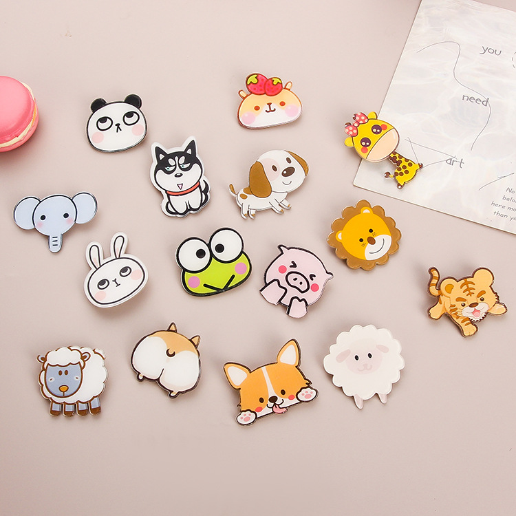 Creative soft cute acrylic cartoon badge cute small animal brooch schoolbag accessories pendant pin patch customization