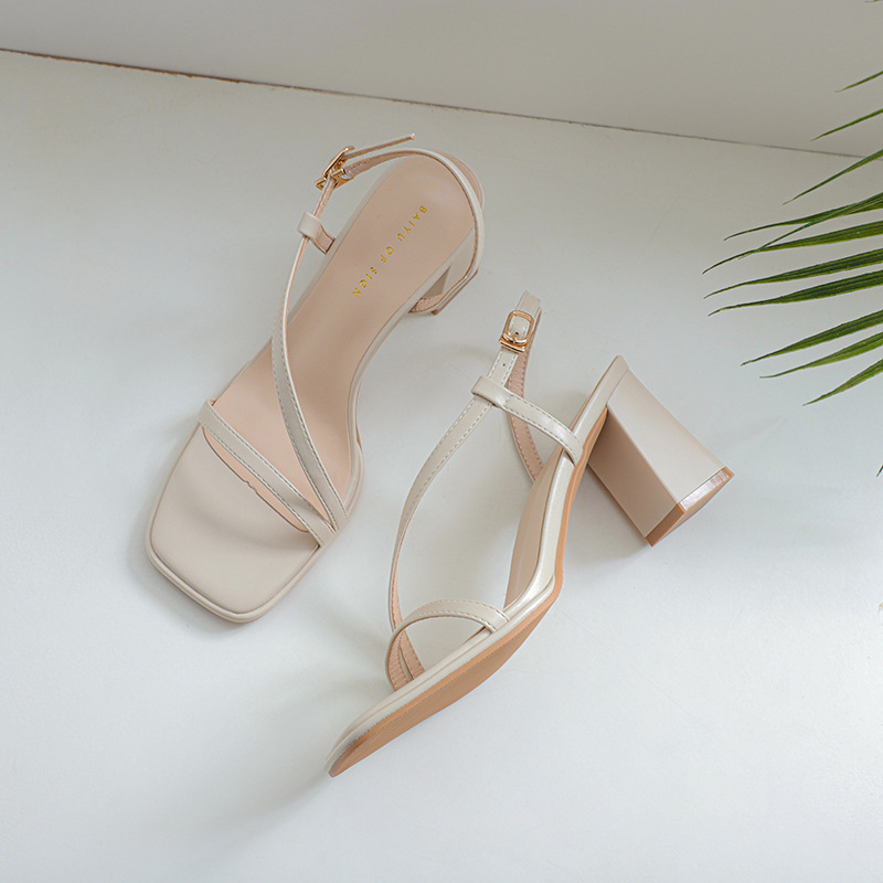 Fu Size Thick Heel High Heel Sandals Women's 2023 New Summer Simple Fashion Women's Shoes Casual Trip Strap Shoes