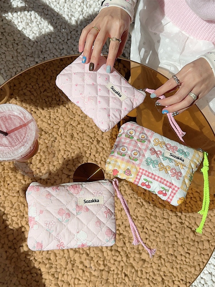43162 small fresh floral quilted coin purse cute mini portable travel lipstick bag storage card holder