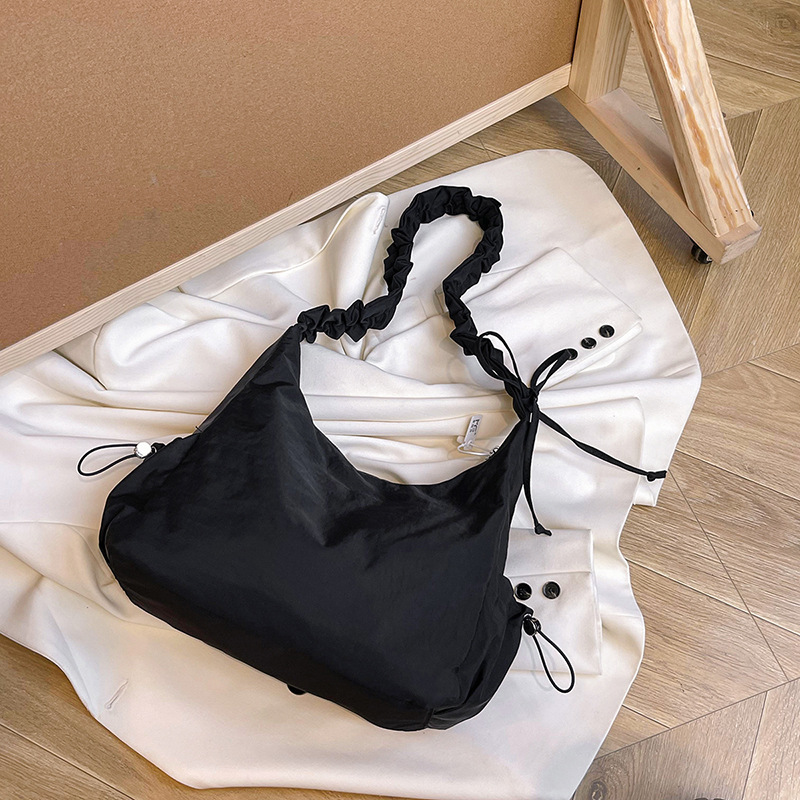 South Korea Spring High-end Niche Underarm Women's Bag New Drawstring Shoulder Strap Folded Bag Women's Casual Fashionable Tote Bag