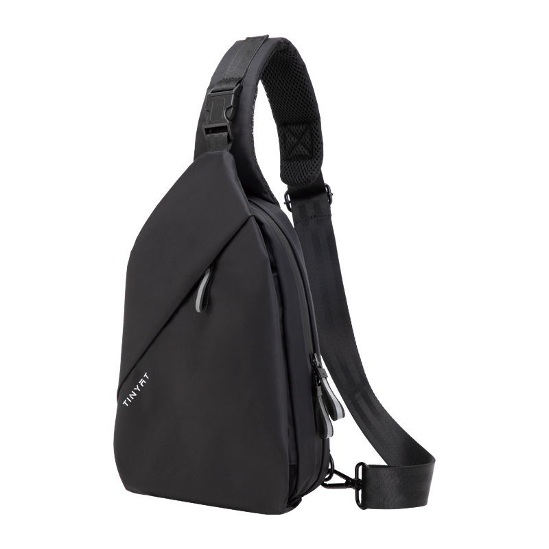Black (oblique front pocket)