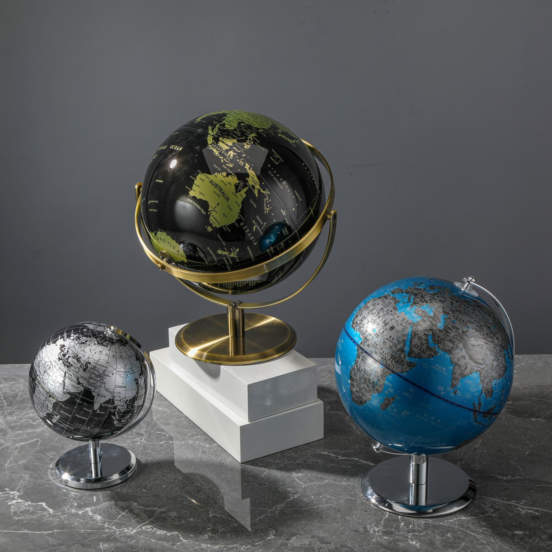 Globe full English decoration small size wine cabinet office study desktop living room home decoration gift decompression