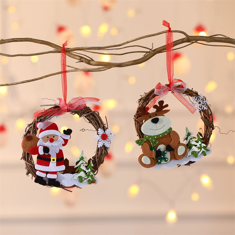 Christmas decorations trumpet wreath Christmas rattan wreath party window decoration small pendant