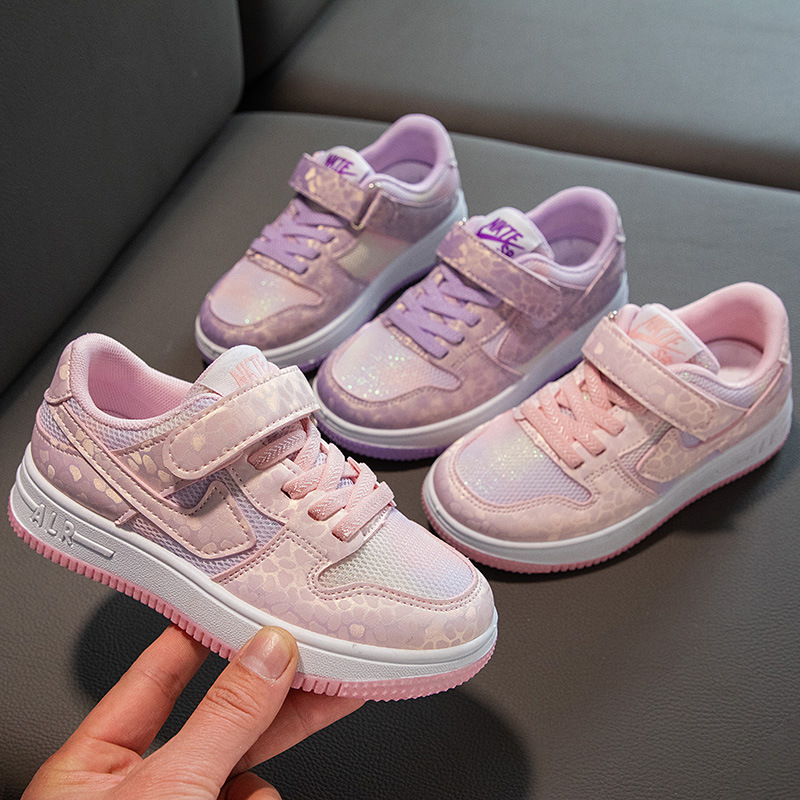 Girls' Spring New Sports Shoes Casual Korean Version Soft Bottom Mesh Running Shoes Girls Low-Heeled Velcro Children's Shoes 