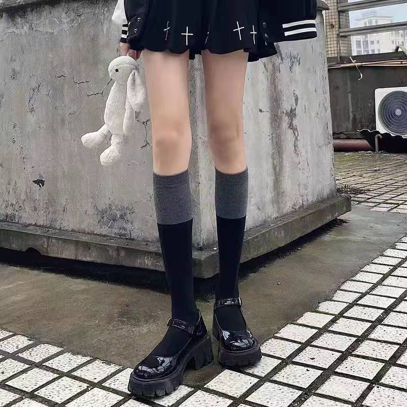 Women's socks autumn creative color-blocked calf socks black and gray stitching college style stockings ins trendy over-the-knee socks